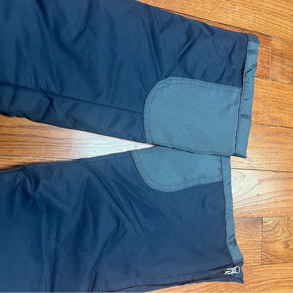 Arctix Women’s Classic Overalls Ski Bib - Picture 9 of 10